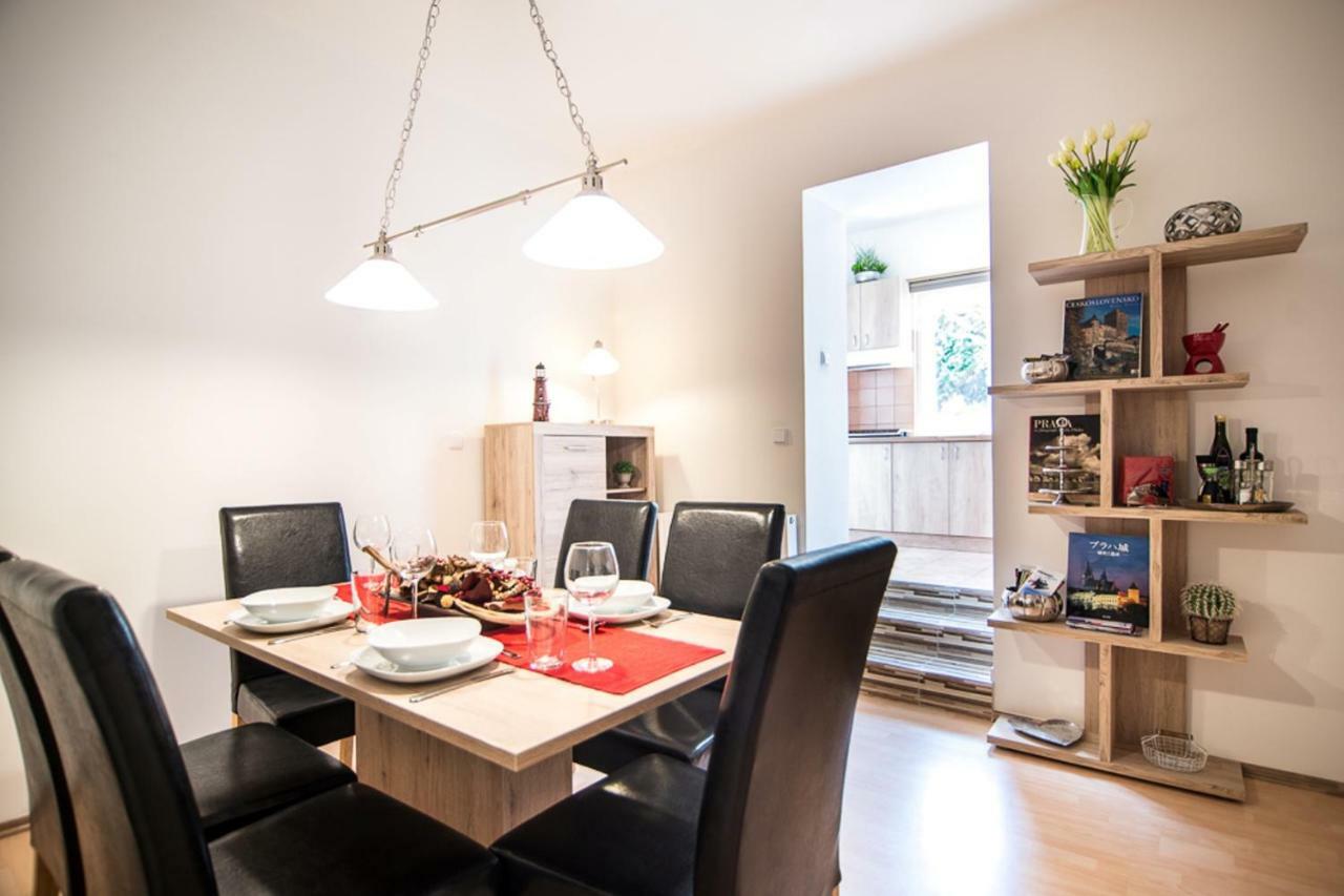 Nice Home To Stay At Prague Close To Castle With Terrace And Garden Habitación foto